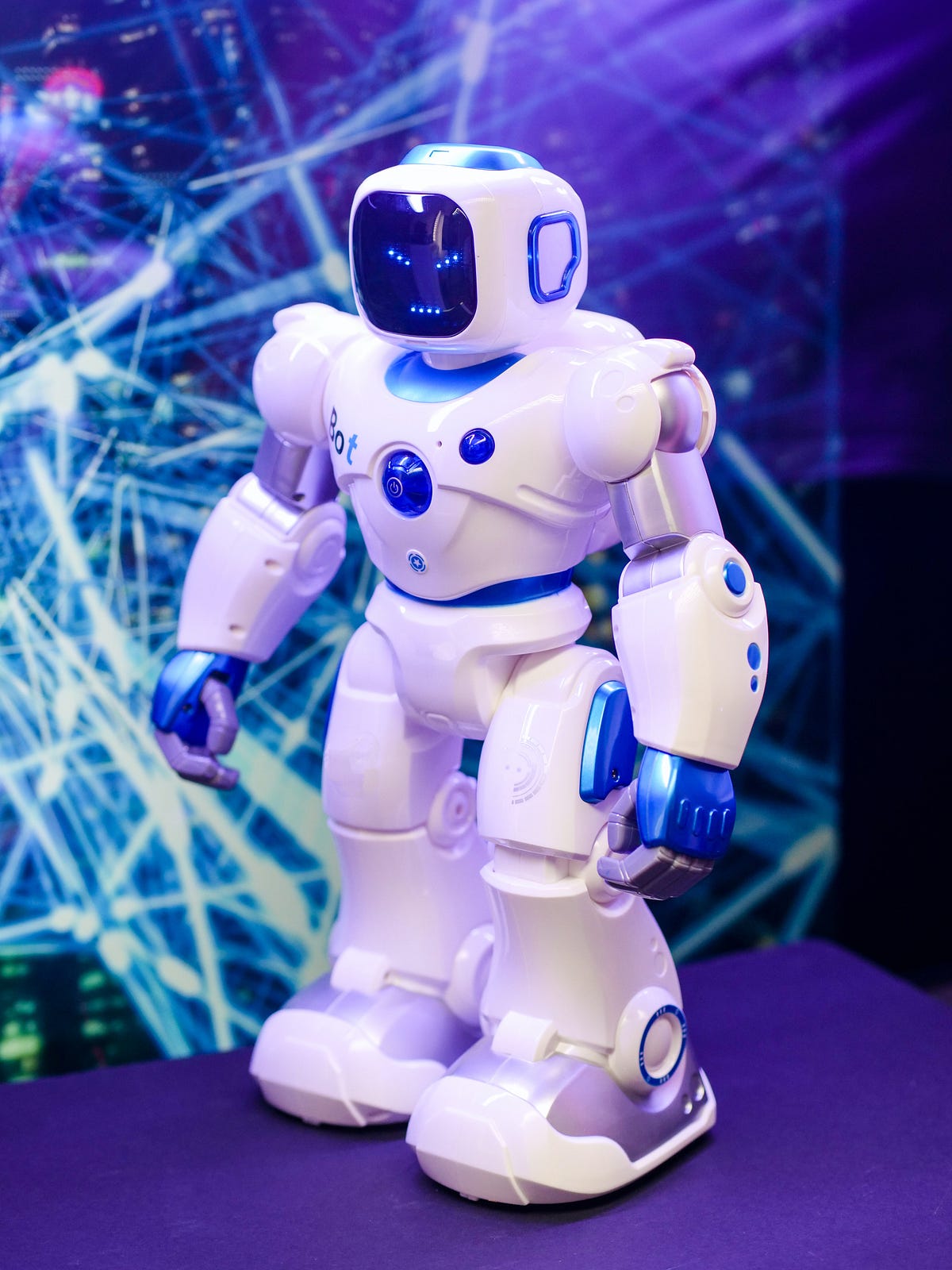 discover how robots are revolutionizing logistics in 2025, enhancing efficiency, accuracy, and speed in supply chain management.
